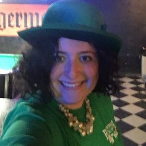 Meet your Posher, Veronica